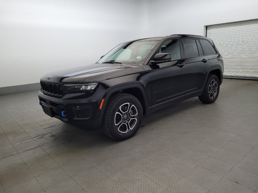 Used 2022 Jeep Grand Cherokee Trailhawk w/ Advanced Protech Group II AWD/4WD image 2