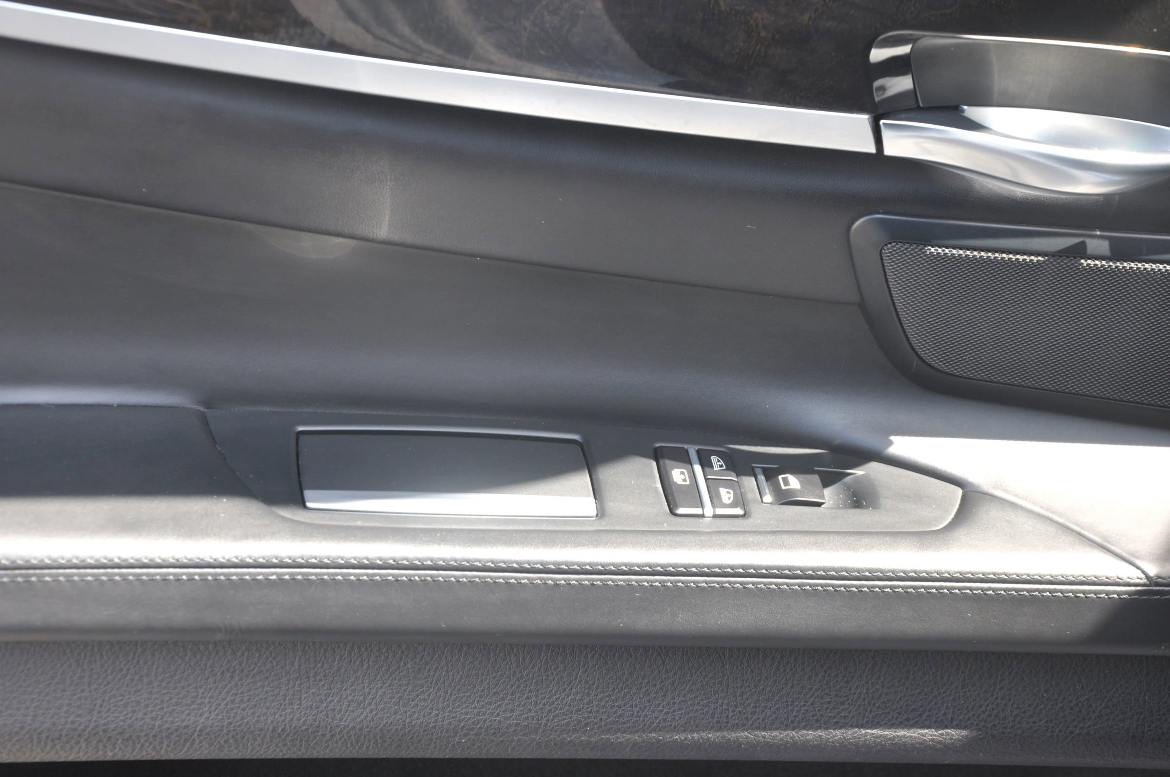 Used 2015 BMW 750Li RWD image 31
