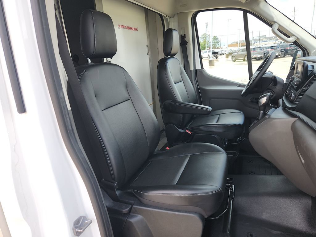 Used 2023 Ford Transit 350 DRW image 18