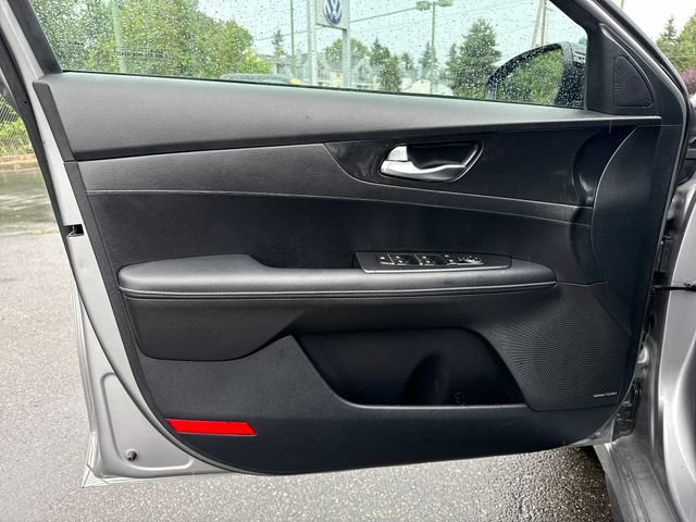 Used 2023 Kia Forte GT-Line w/ GT-Line Premium Package FWD image 27
