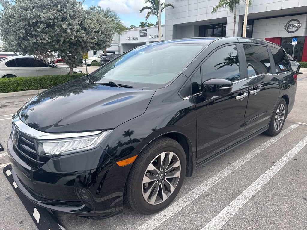 Used 2024 Honda Odyssey EX-L image 2