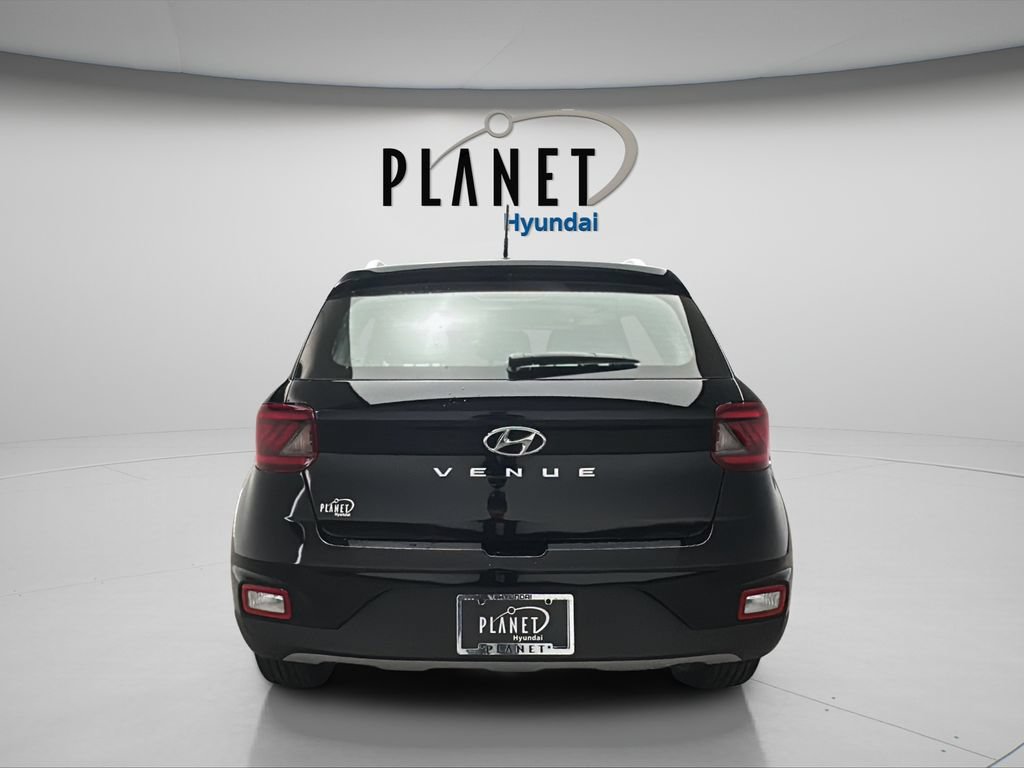 New 2026 Hyundai Venue SEL FWD image 5