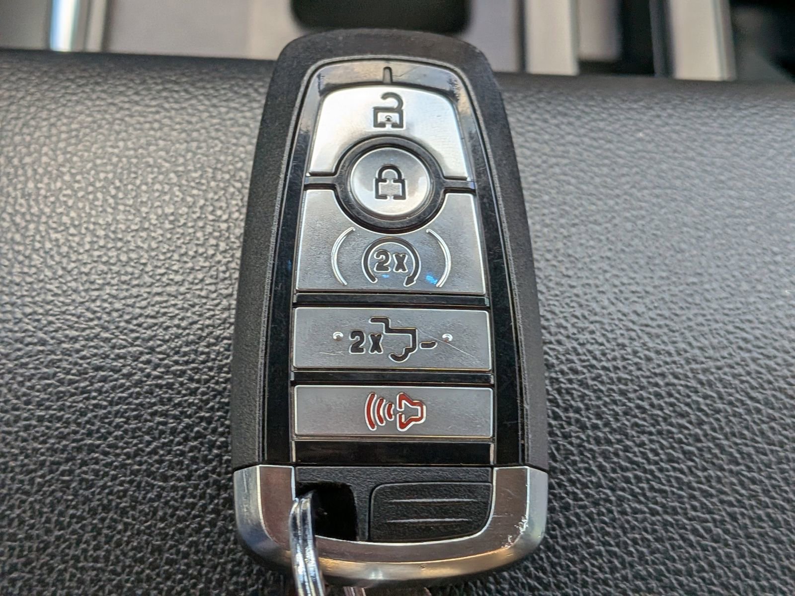 Certified 2023 Ford F150 Lariat w/ Equipment Group 502A High image 34