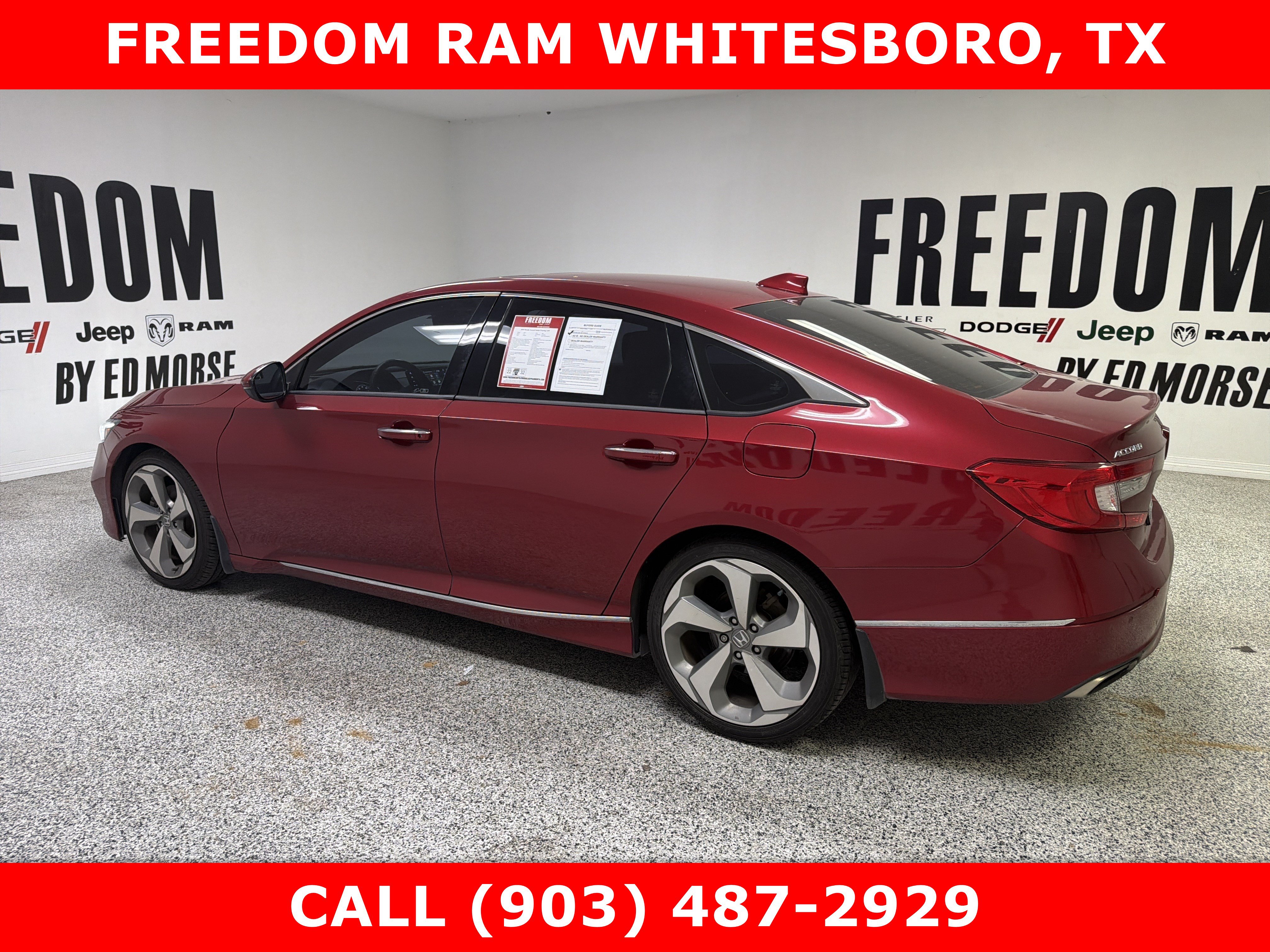 Used 2018 Honda Accord Touring image 6