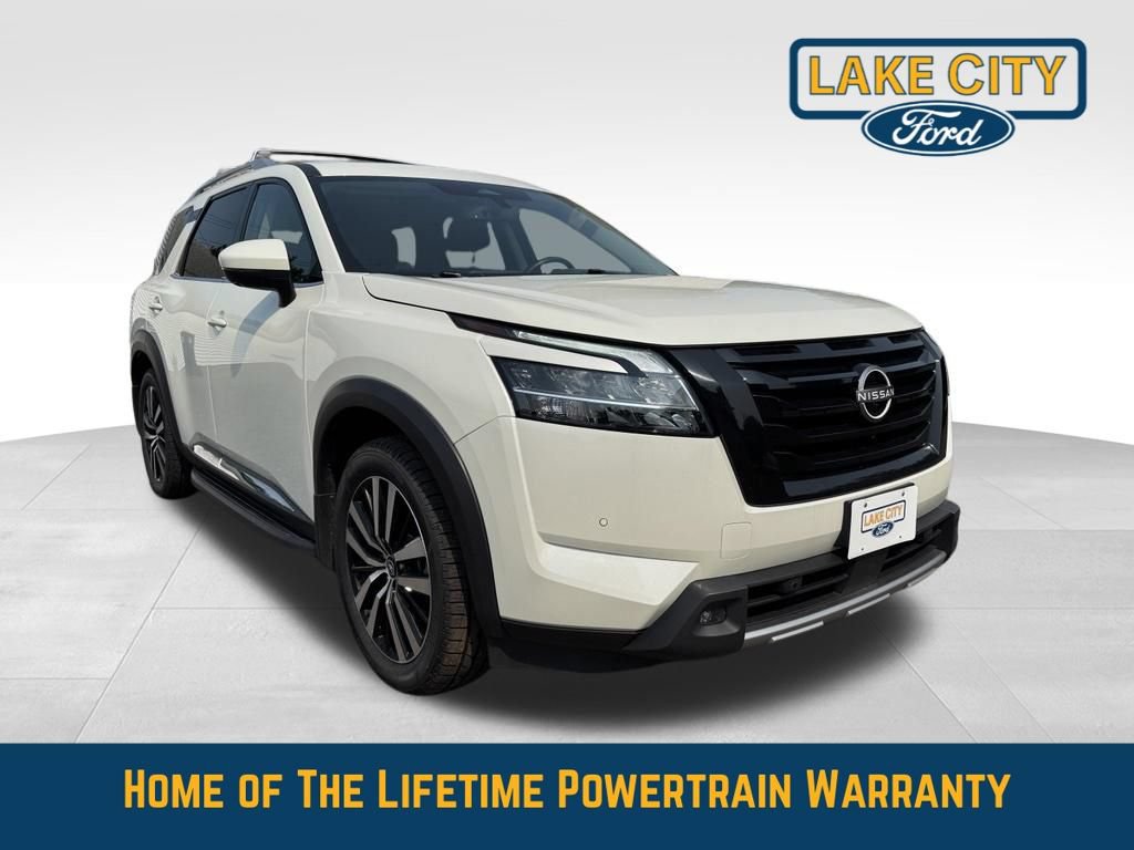 Used 2023 Nissan Pathfinder Platinum w/ Lighting Package (N93) AWD/4WD image 9