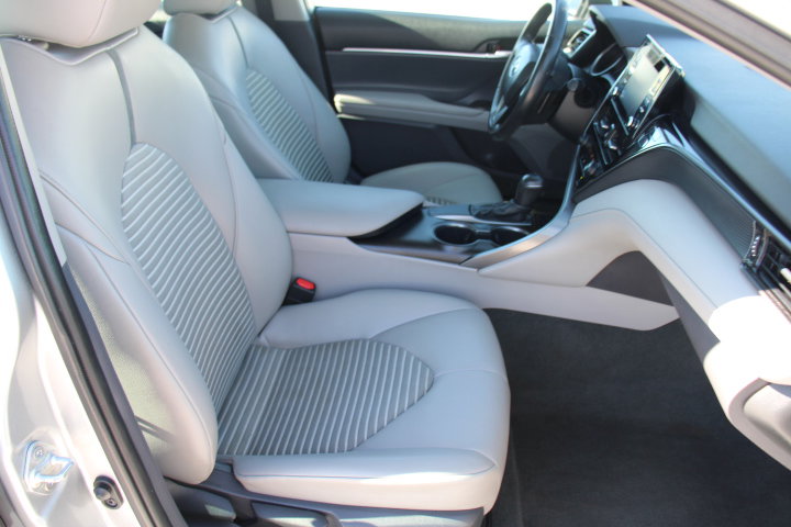 Used 2021 Toyota Camry SE image 19