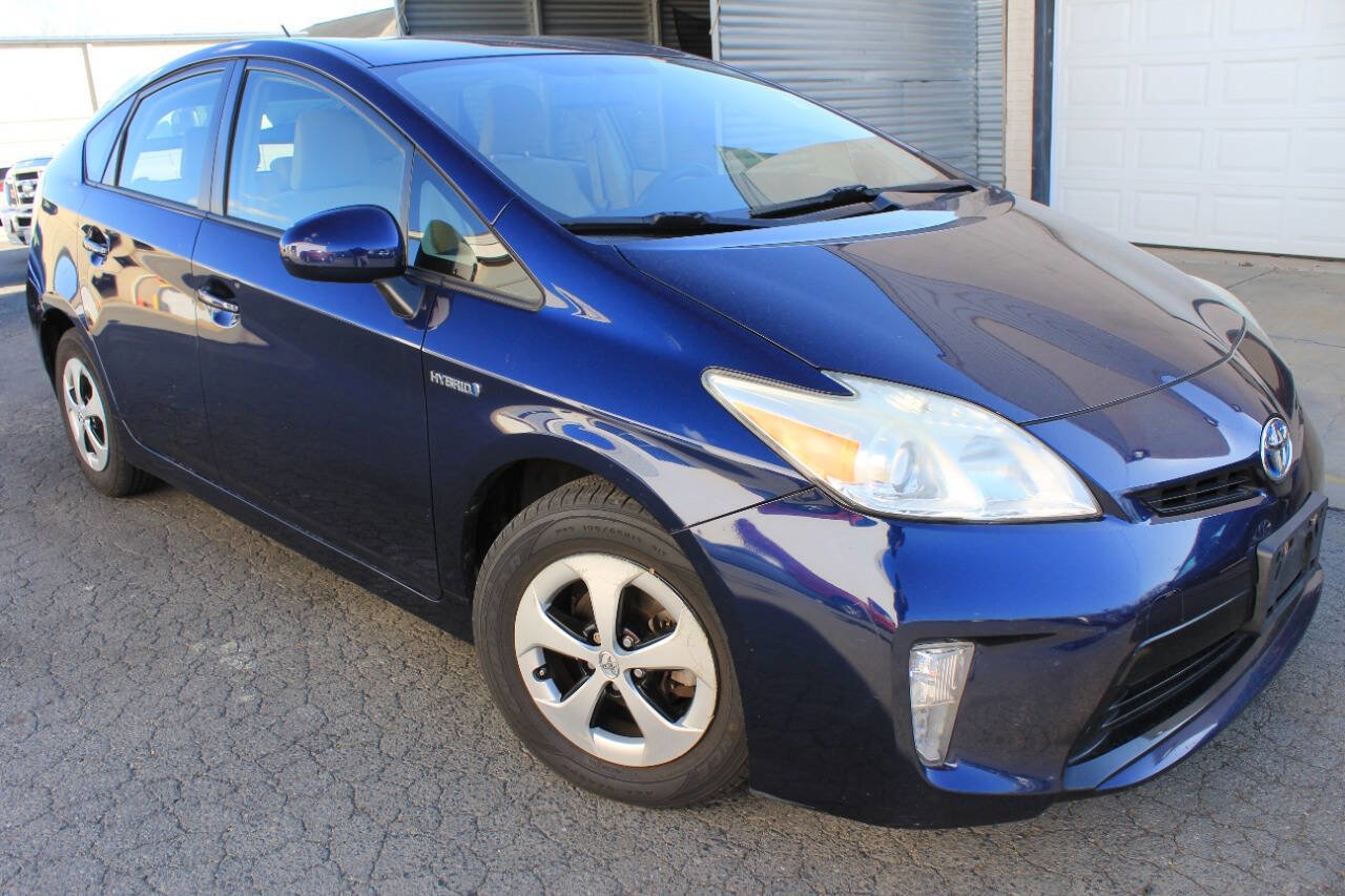 Used 2013 Toyota Prius Two image 10