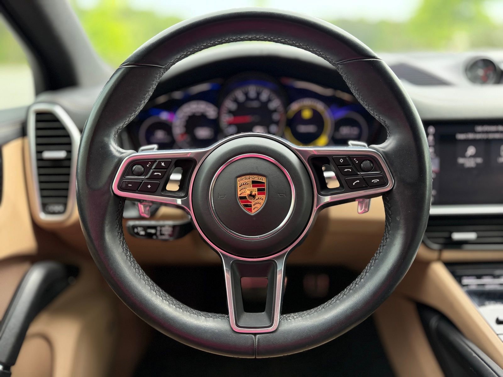 Used 2019 Porsche Cayenne S w/ Premium Package AWD/4WD image 25
