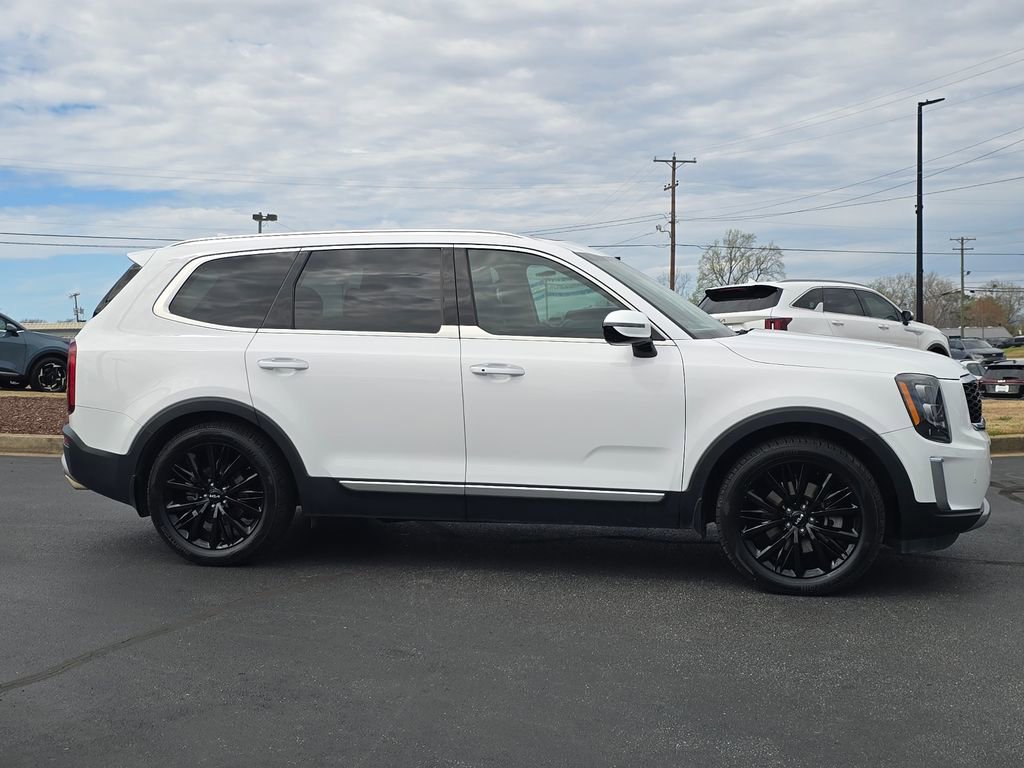 Certified 2022 Kia Telluride SX w/ SX Prestige Package image 2
