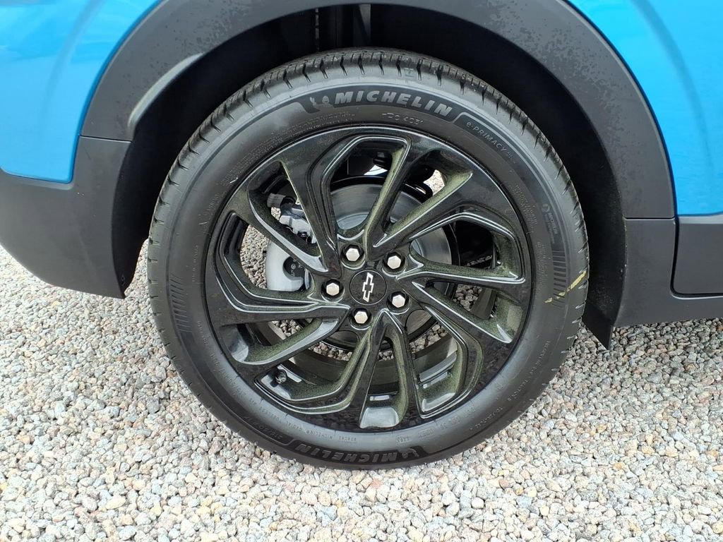 New 2027 Chevrolet Bolt RS w/ Technology Package image 10