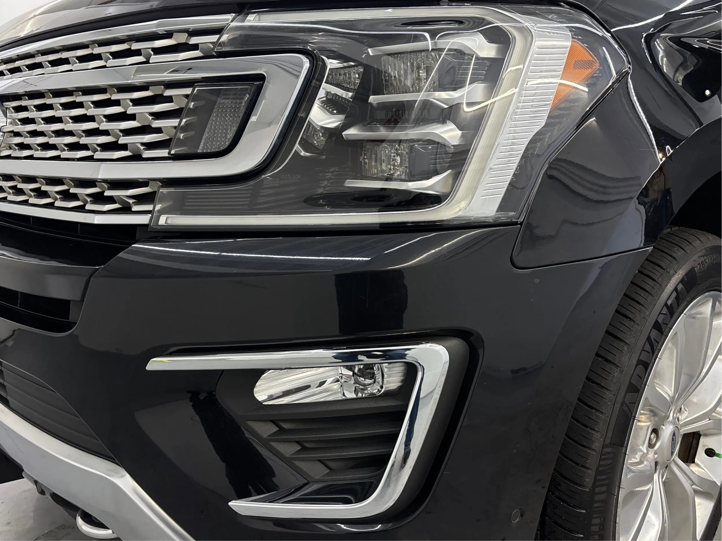 Used 2019 Ford Expedition Max Platinum image 32