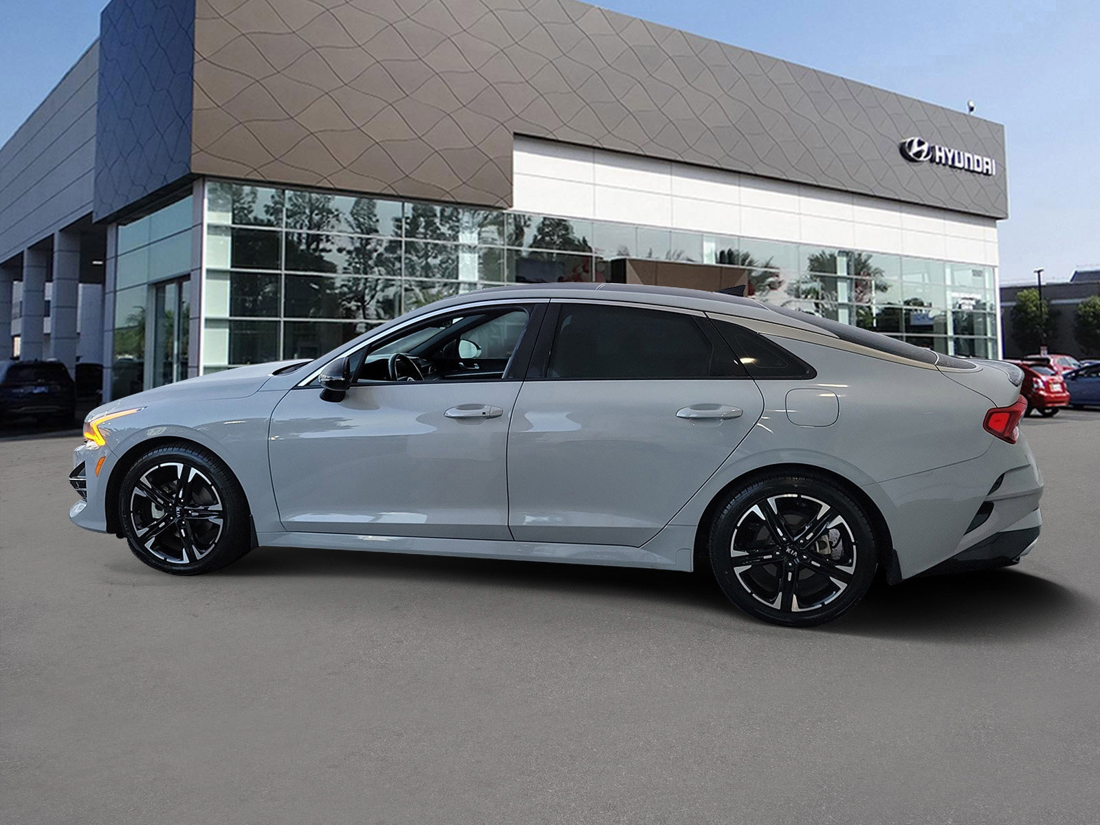 Used 2021 Kia K5 GT-Line AWD/4WD image 3