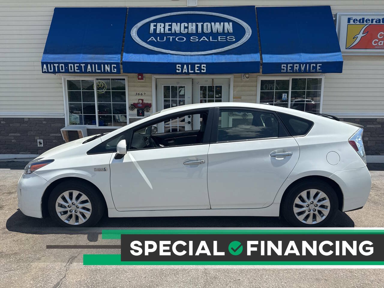 Used 2012 Toyota Prius Prime Plug-In Hybrid FWD image 2