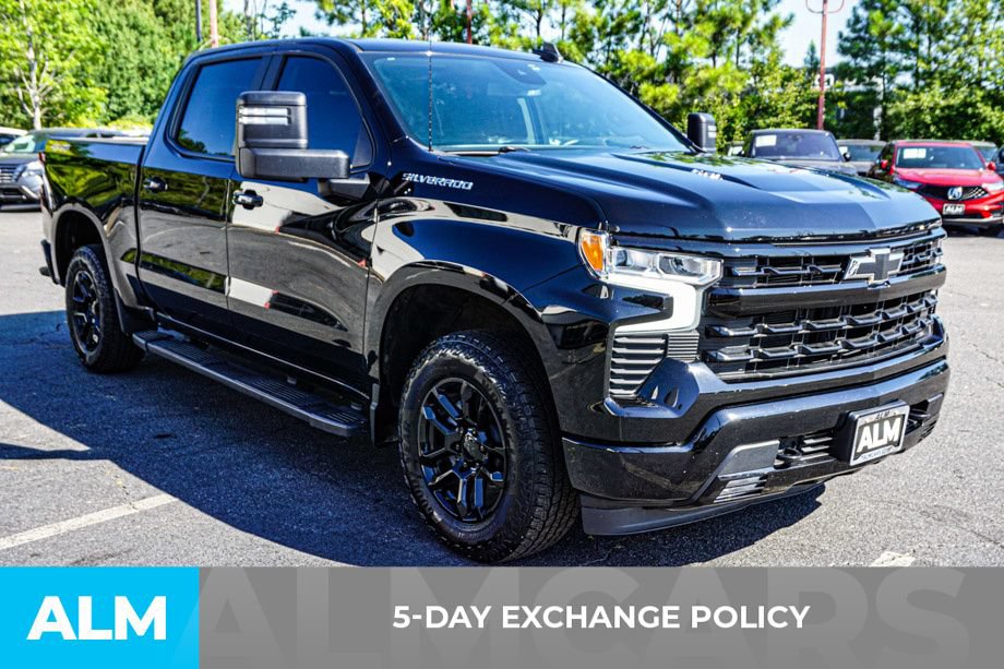 Used 2024 Chevrolet Silverado 1500 RST w/ Convenience Package II AWD/4WD image 3