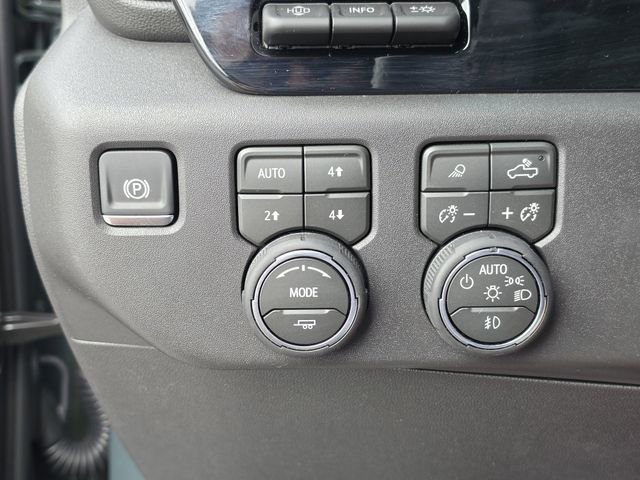 Used 2026 Chevrolet Silverado 1500 ZR2 AWD/4WD image 32