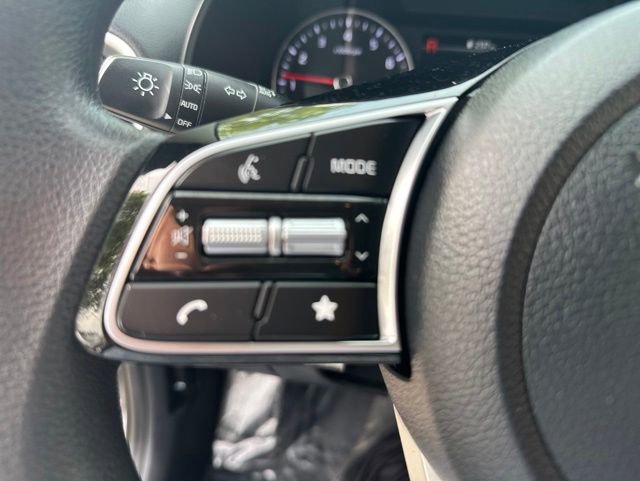 Used 2024 Kia Forte LXS FWD image 16