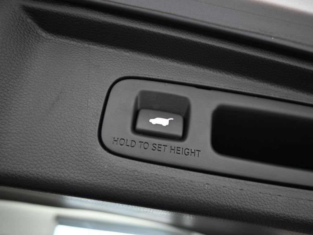 Used 2023 Honda CR-V EX-L image 40