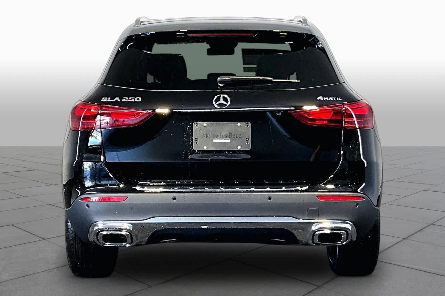 New 2026 Mercedes-Benz GLA 250 4MATIC image 4