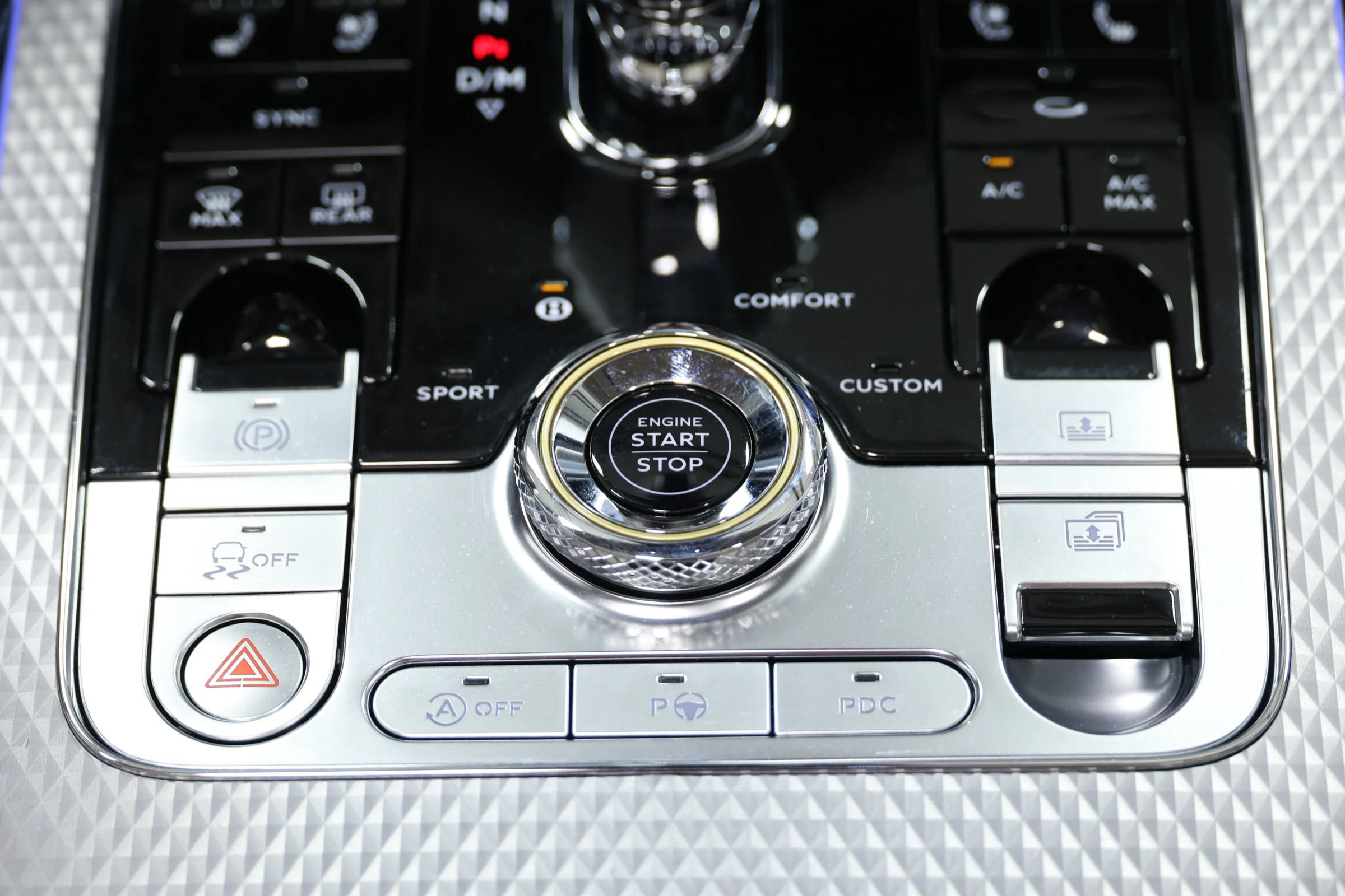 Used 2022 Bentley Flying Spur V8 AWD/4WD image 59