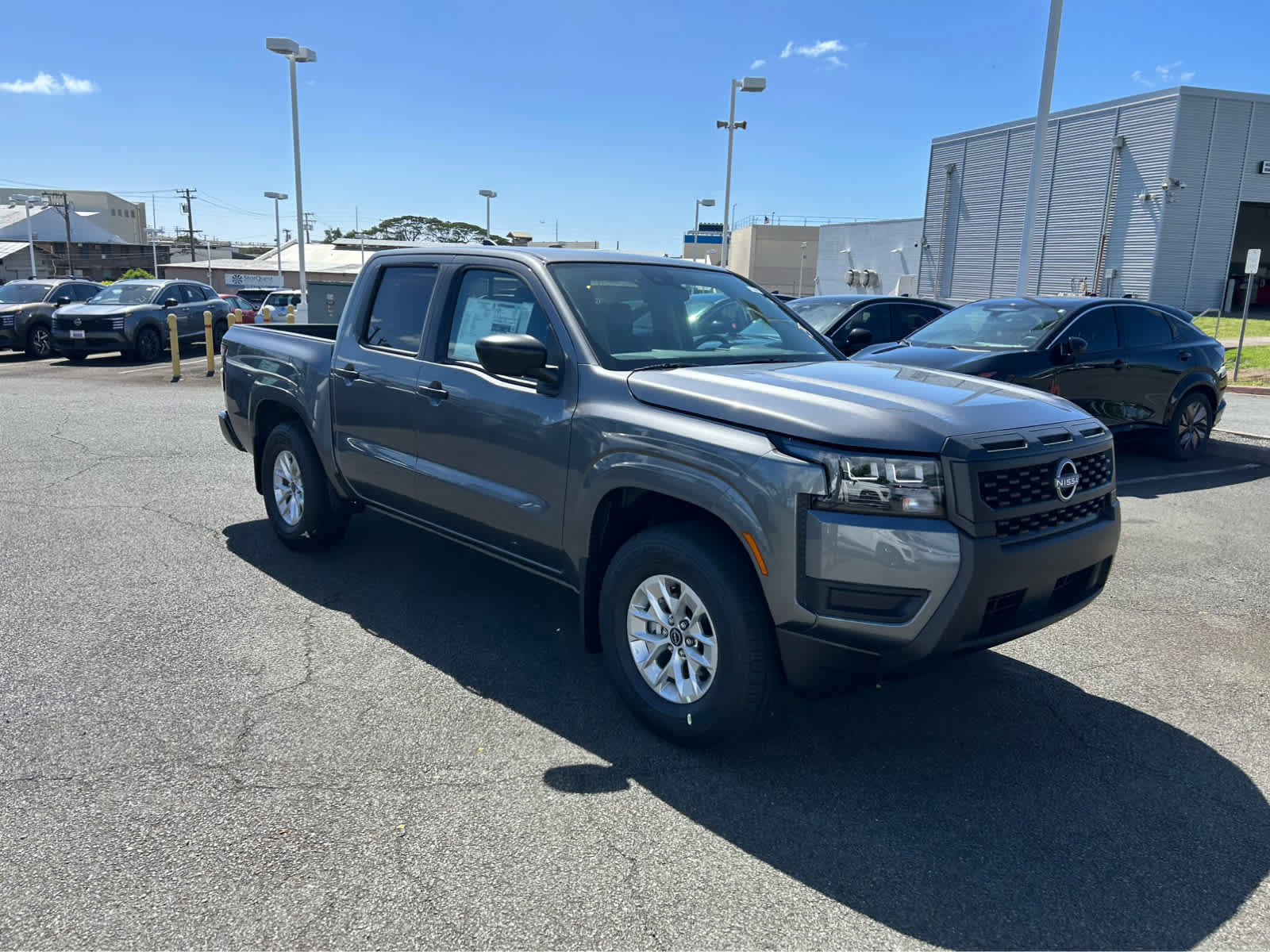 New 2026 Nissan Frontier S image 2