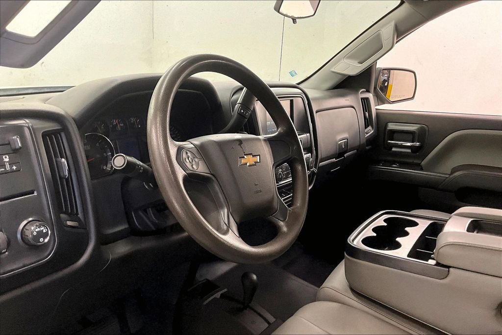 Used 2018 Chevrolet Silverado 2500 W/T w/ WT Convenience Package AWD/4WD image 13