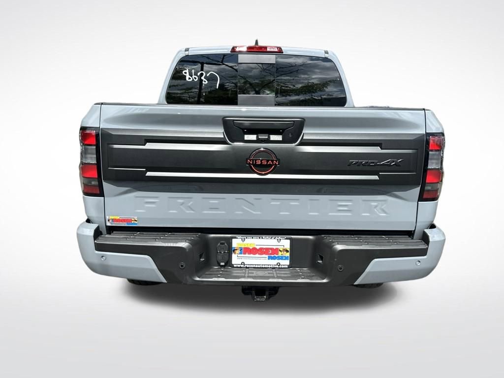 New 2025 Nissan Frontier PRO-4X w/ Pro Convenience Package image 4