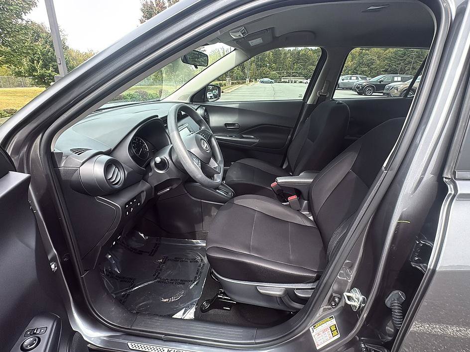 Certified 2024 Nissan Kicks S FWD image 13