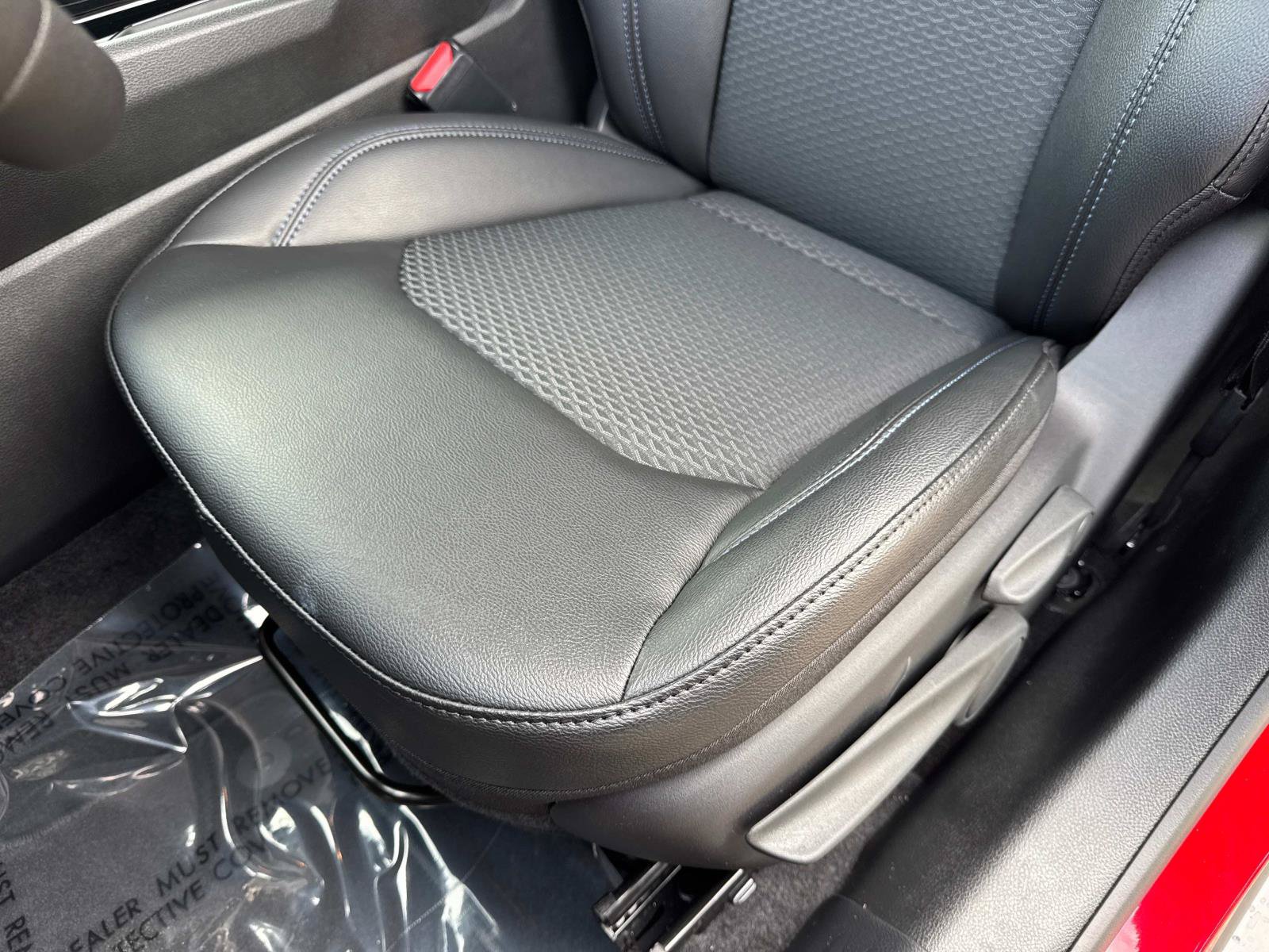 New 2026 Jeep Compass Latitude AWD/4WD image 18