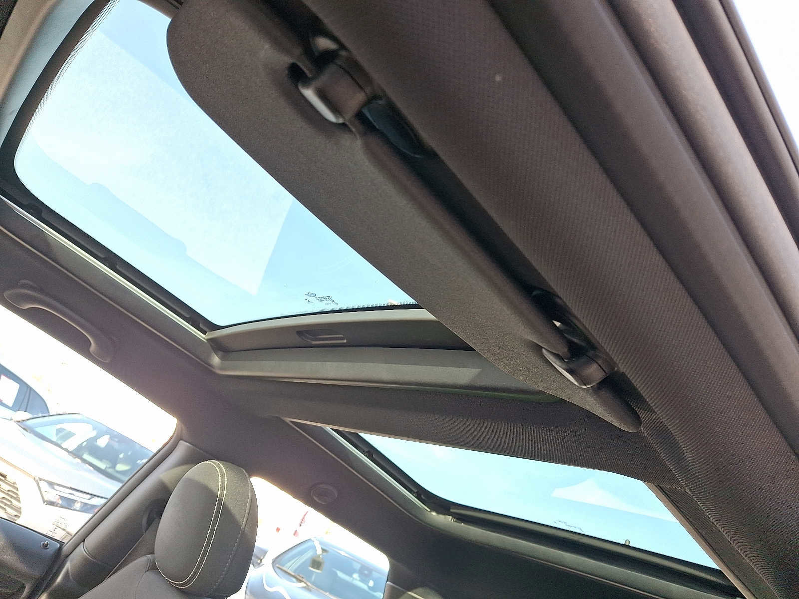 Used 2018 MINI Cooper S image 14