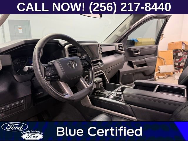 Used 2022 Toyota Tundra SR5 w/ Convenience Package image 9