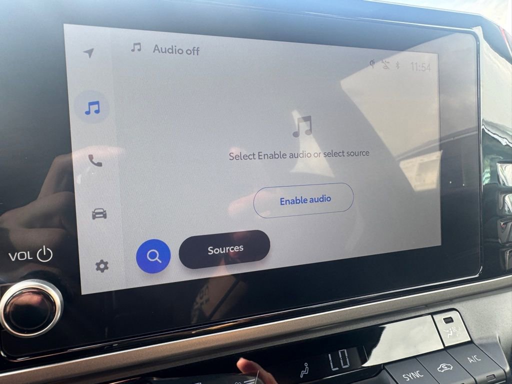 Used 2025 Toyota Camry SE image 23