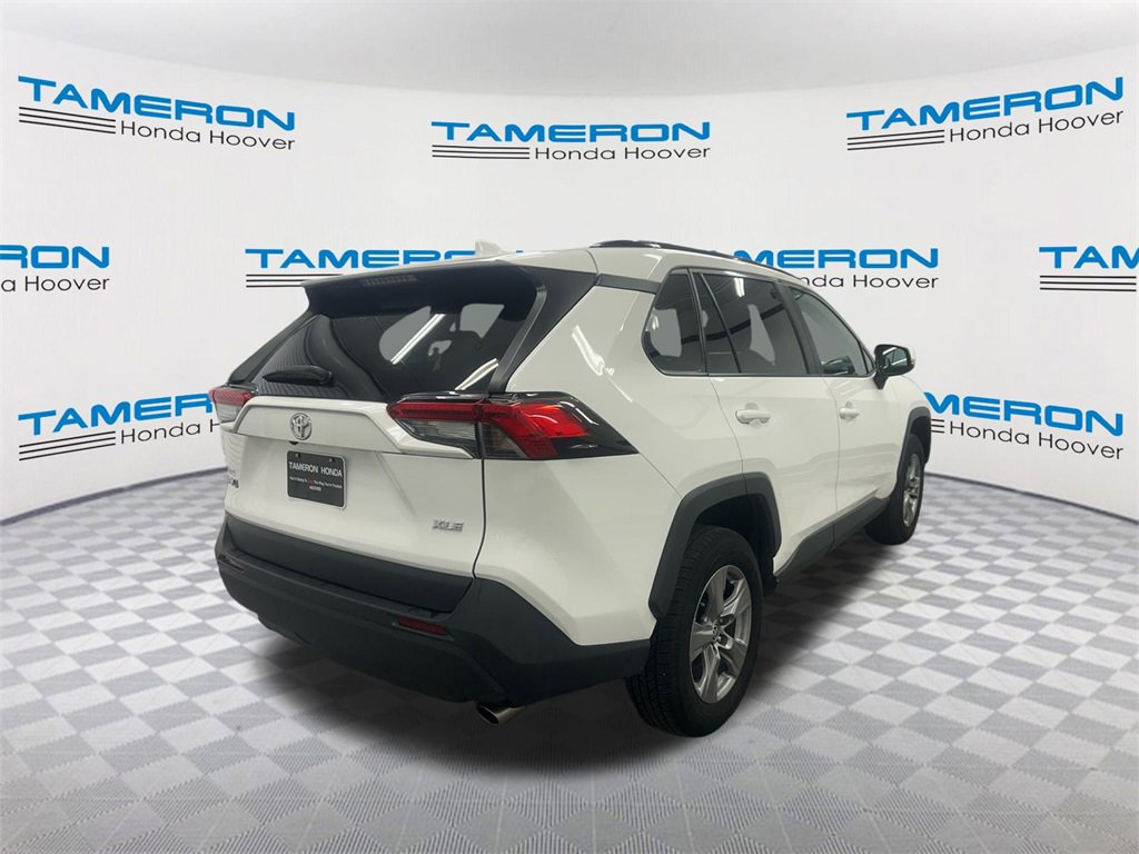 Used 2022 Toyota RAV4 XLE image 5