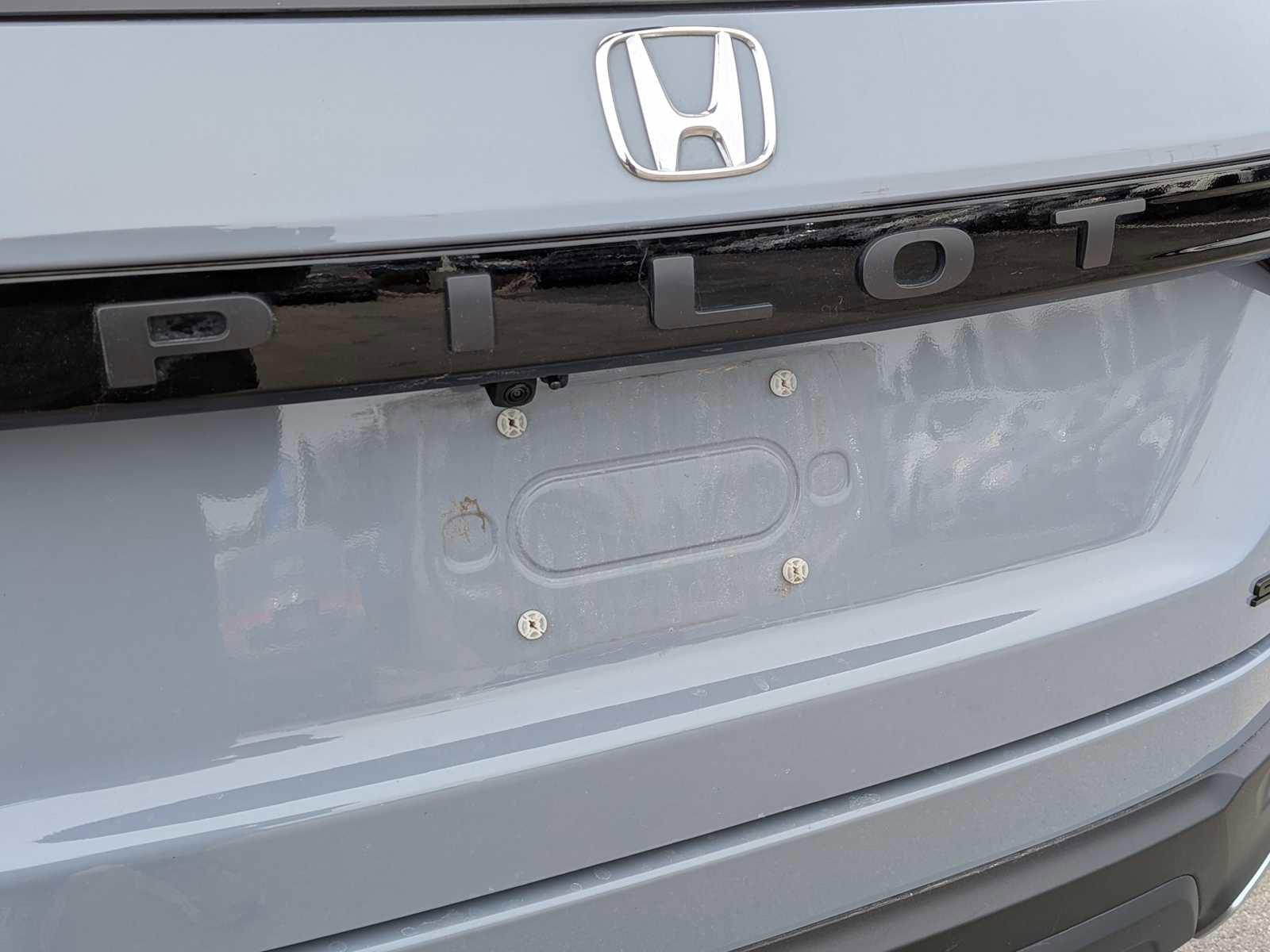 Used 2023 Honda Pilot Sport image 11