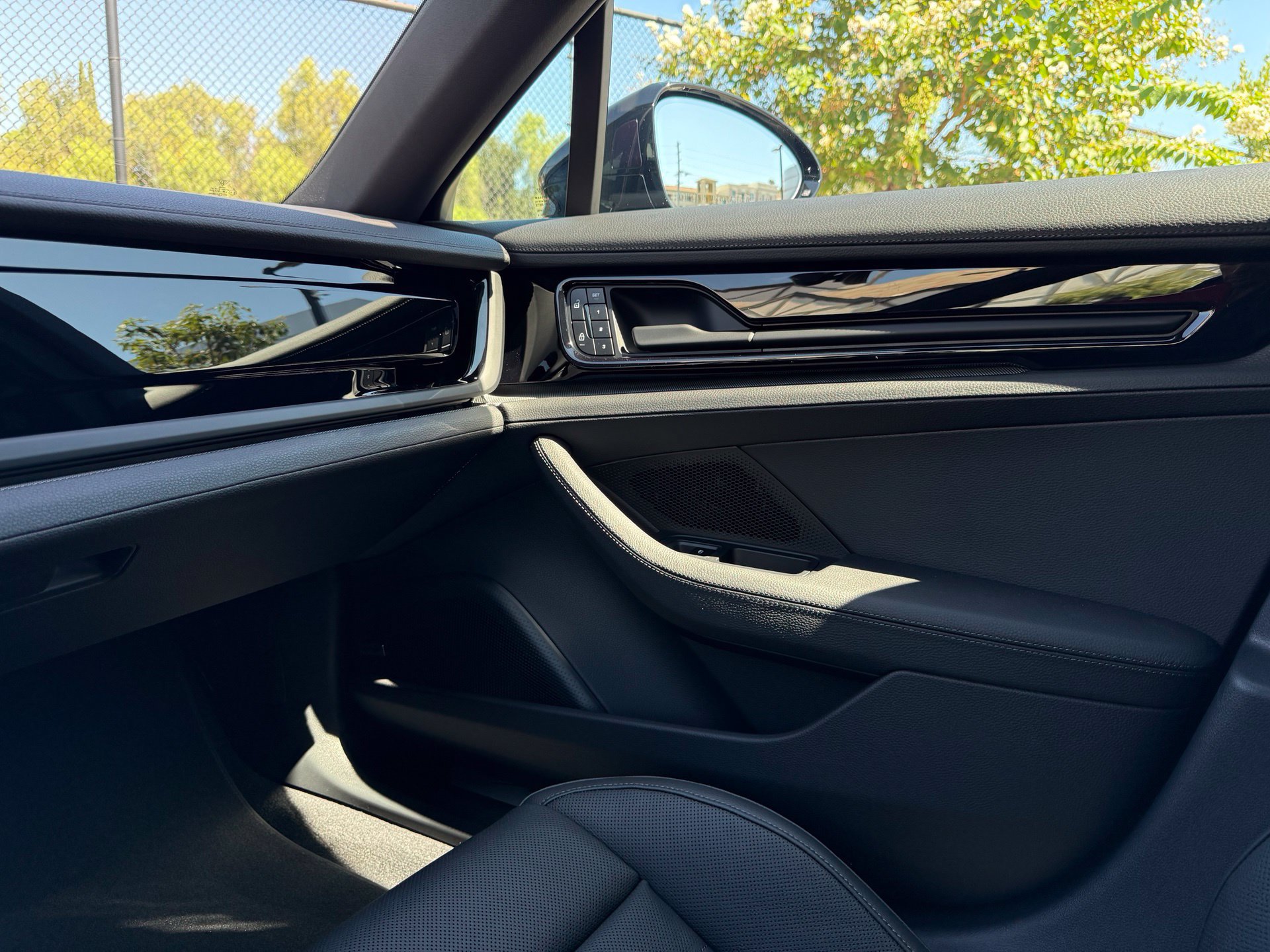 New 2026 Porsche Panamera 4 AWD/4WD image 24