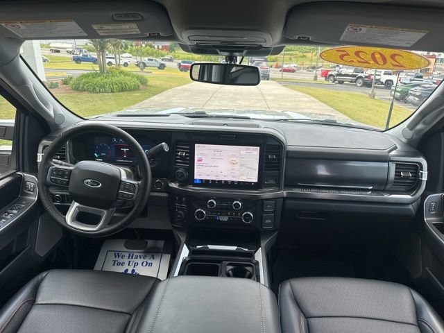 Used 2025 Ford F350 Lariat w/ Lariat Ultimate Package AWD/4WD image 18
