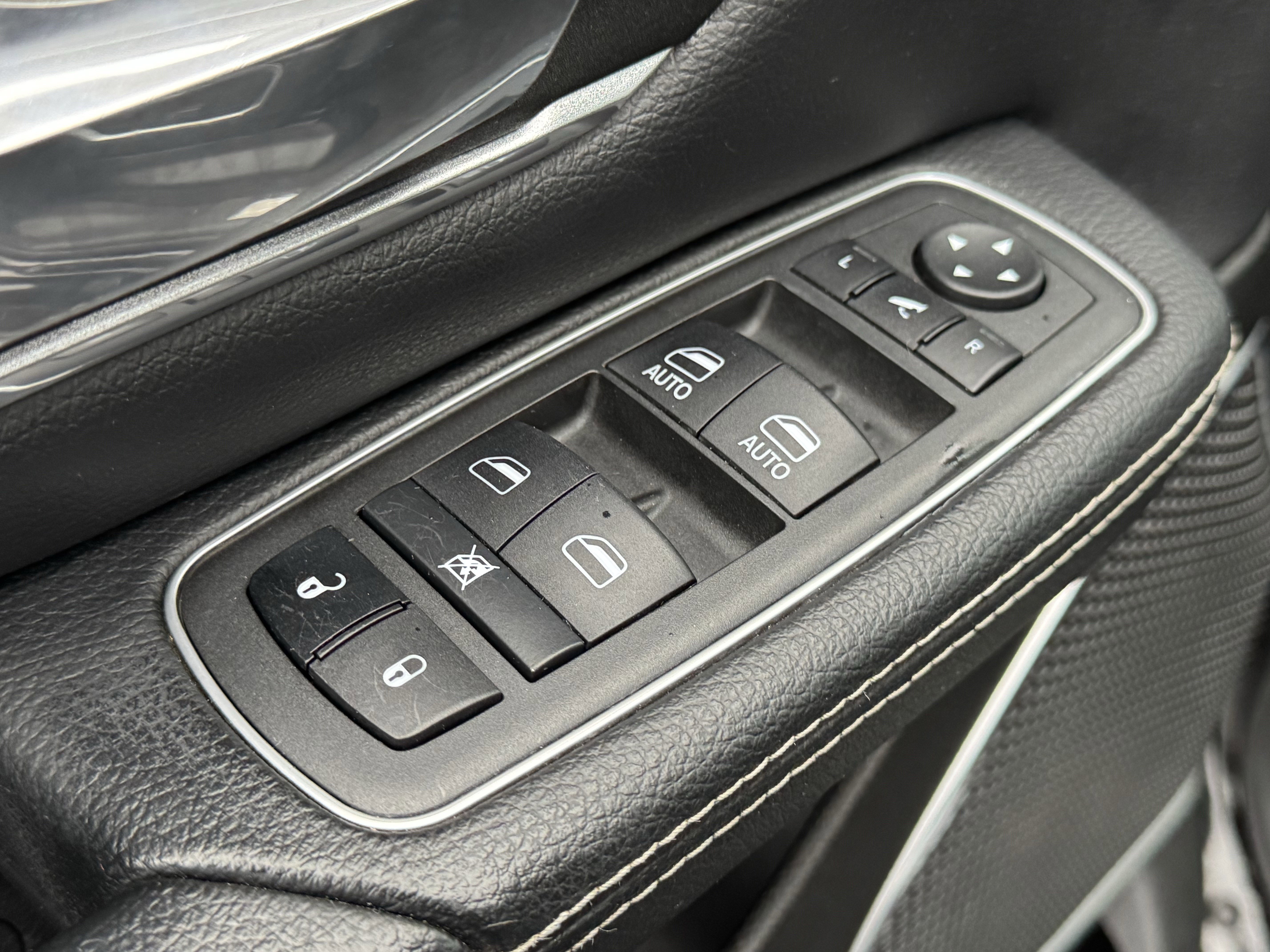 Used 2022 RAM 1500 Laramie image 24