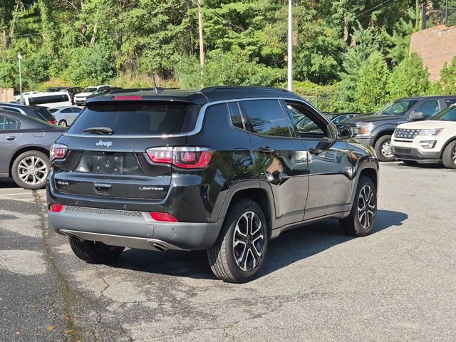 Used 2023 Jeep Compass Limited w/ Sun and Sound Group AWD/4WD image 4