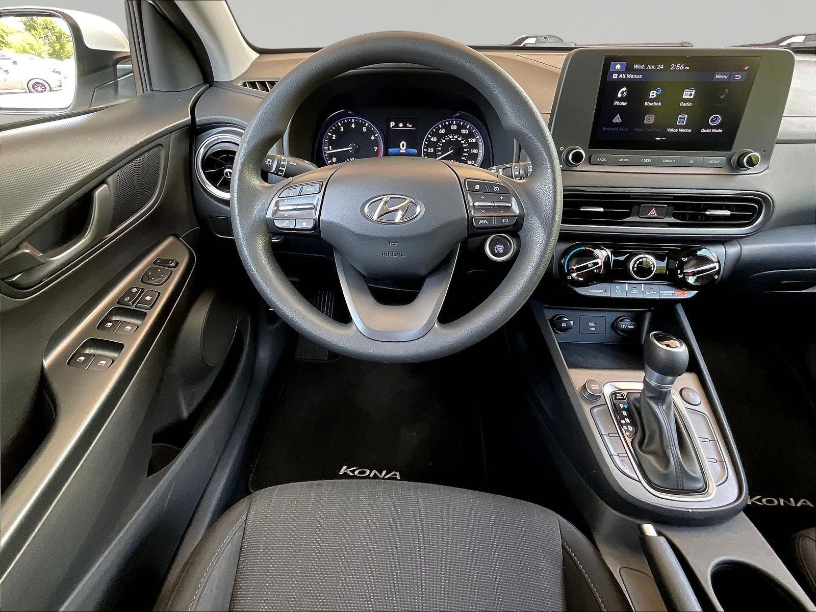 Used 2022 Hyundai Kona SEL w/ Cargo Package AWD/4WD image 8