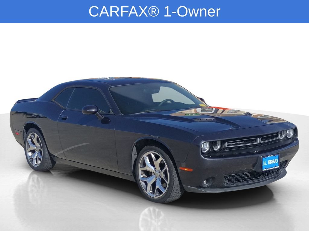 Used 2016 Dodge Challenger SXT Plus RWD image 3