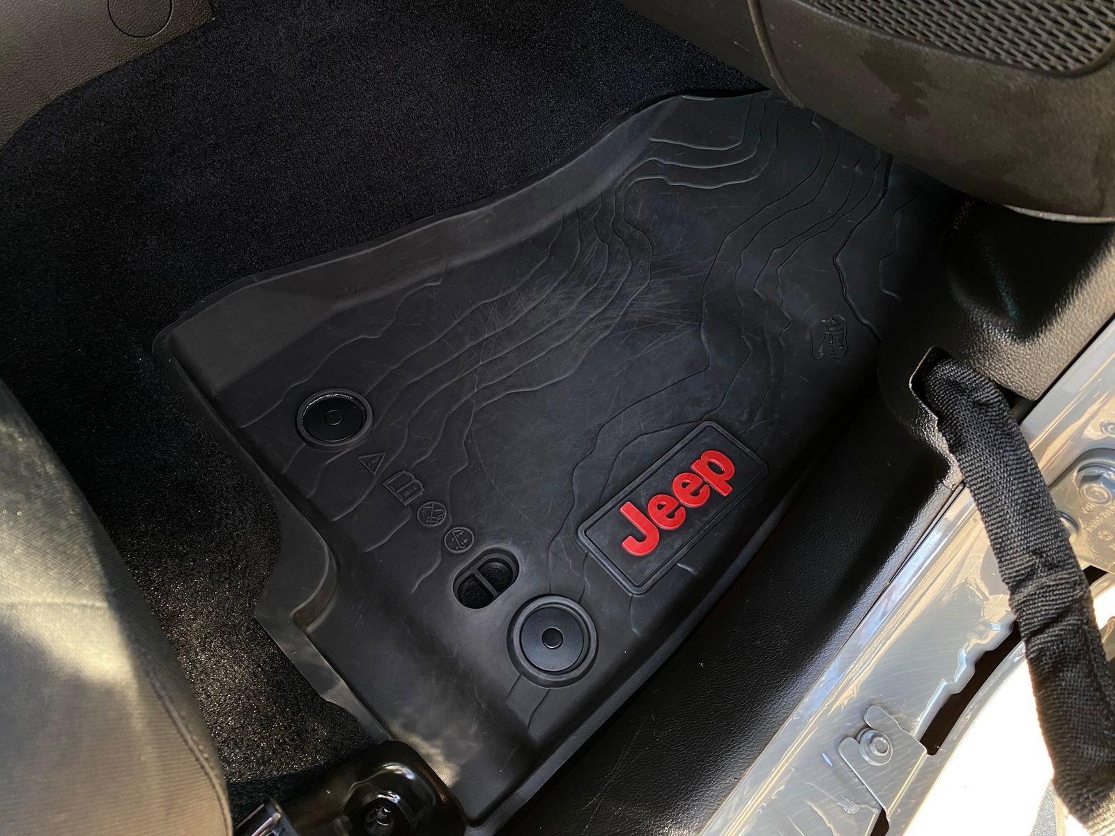 Used 2022 Jeep Wrangler Unlimited Sport image 16