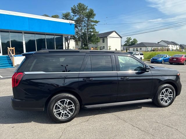 Used 2025 Ford Expedition Max Active AWD/4WD image 14