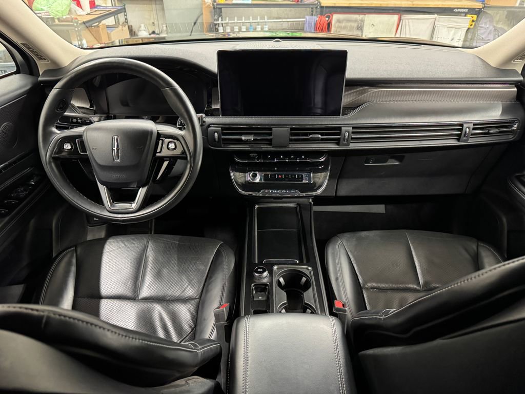 Used 2024 Lincoln Corsair Reserve w/ Equipment Group 201A image 17