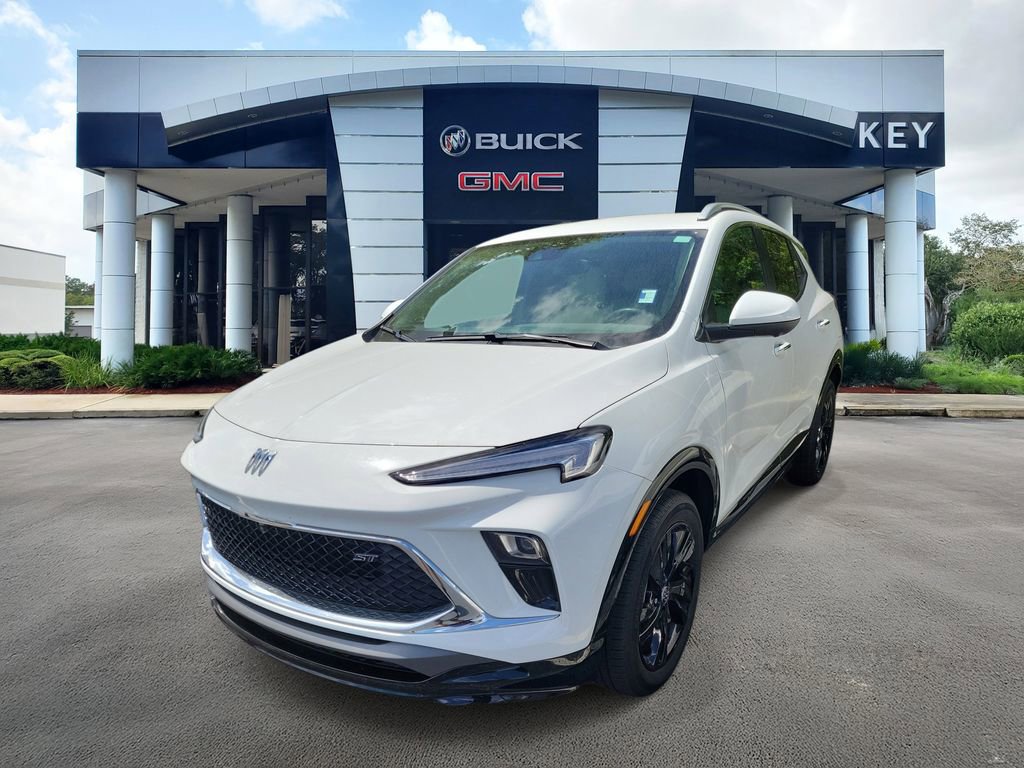 Used 2024 Buick Encore GX Sport Touring w/ Advanced Technology Package image 3