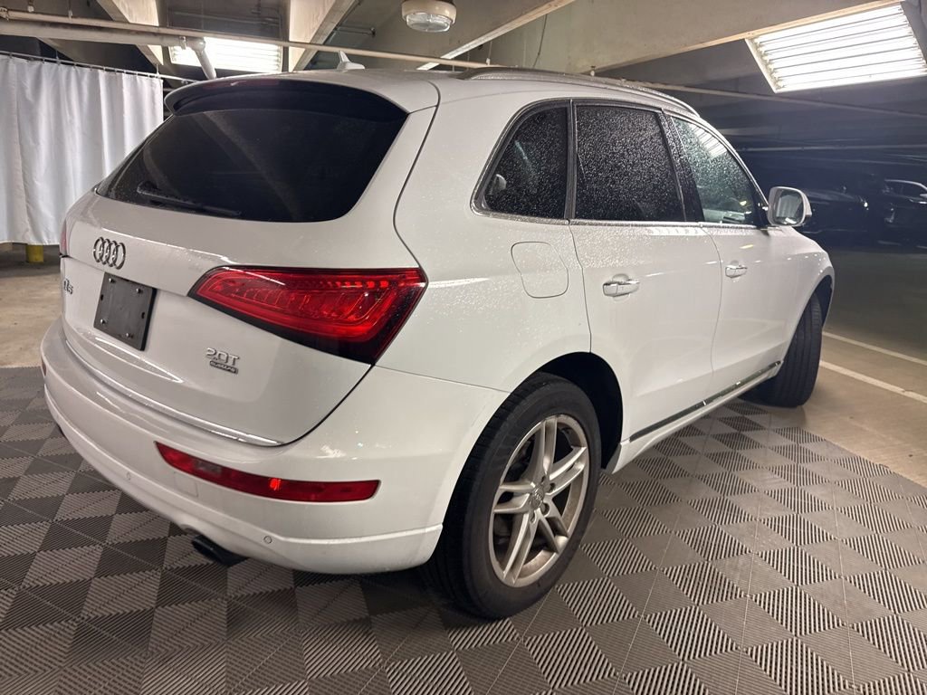 Used 2016 Audi Q5 2.0T Premium Plus w/ Technology Package image 7