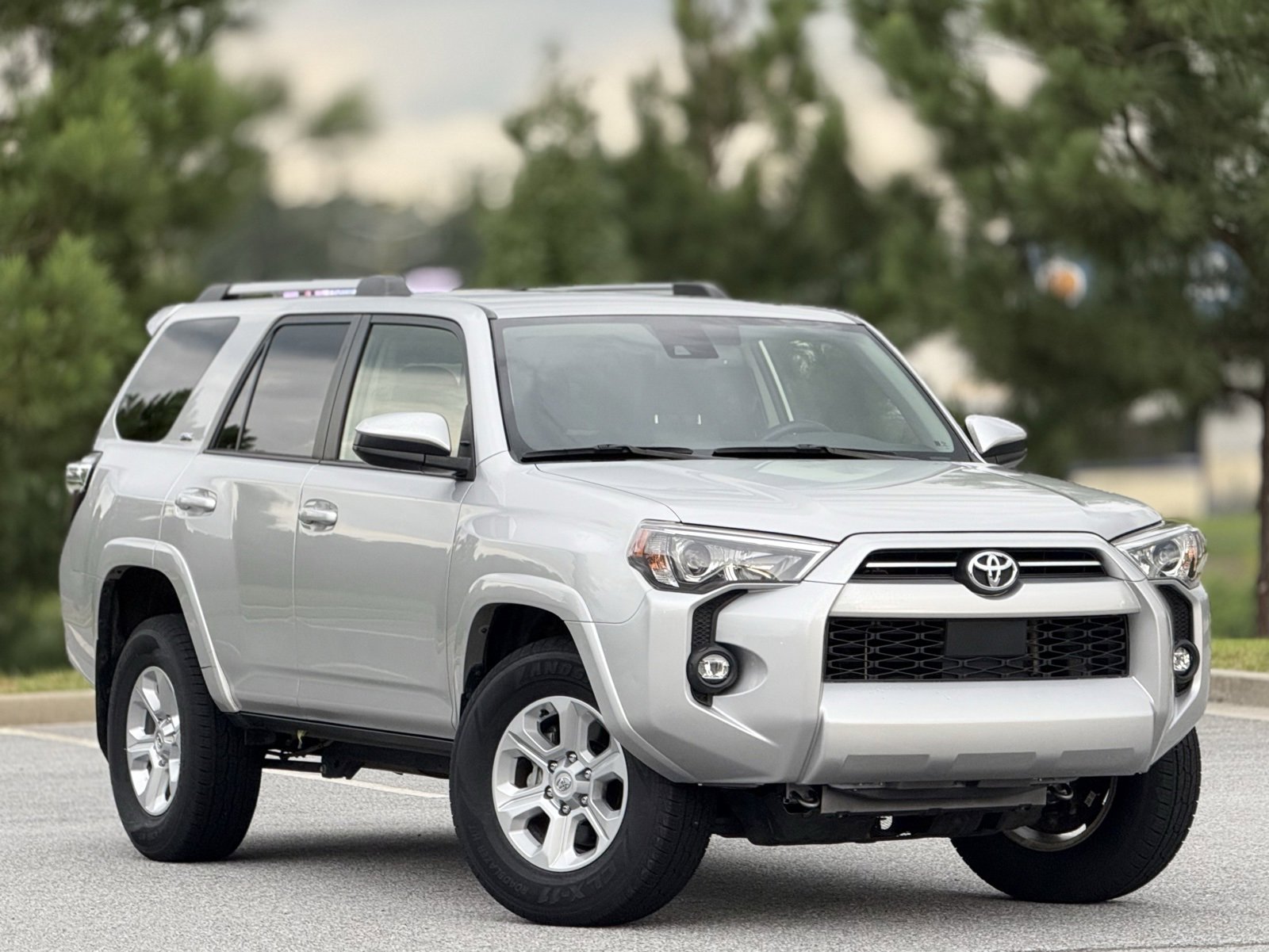 Used 2022 Toyota 4Runner SR5 image 12