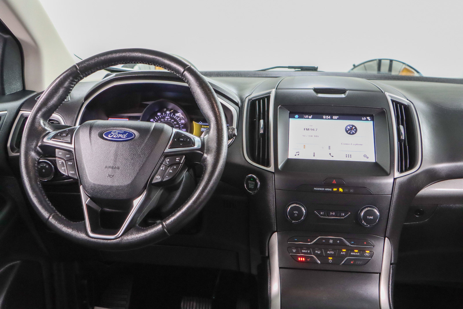 Used 2019 Ford Edge SEL w/ Equipment Group 201A image 17