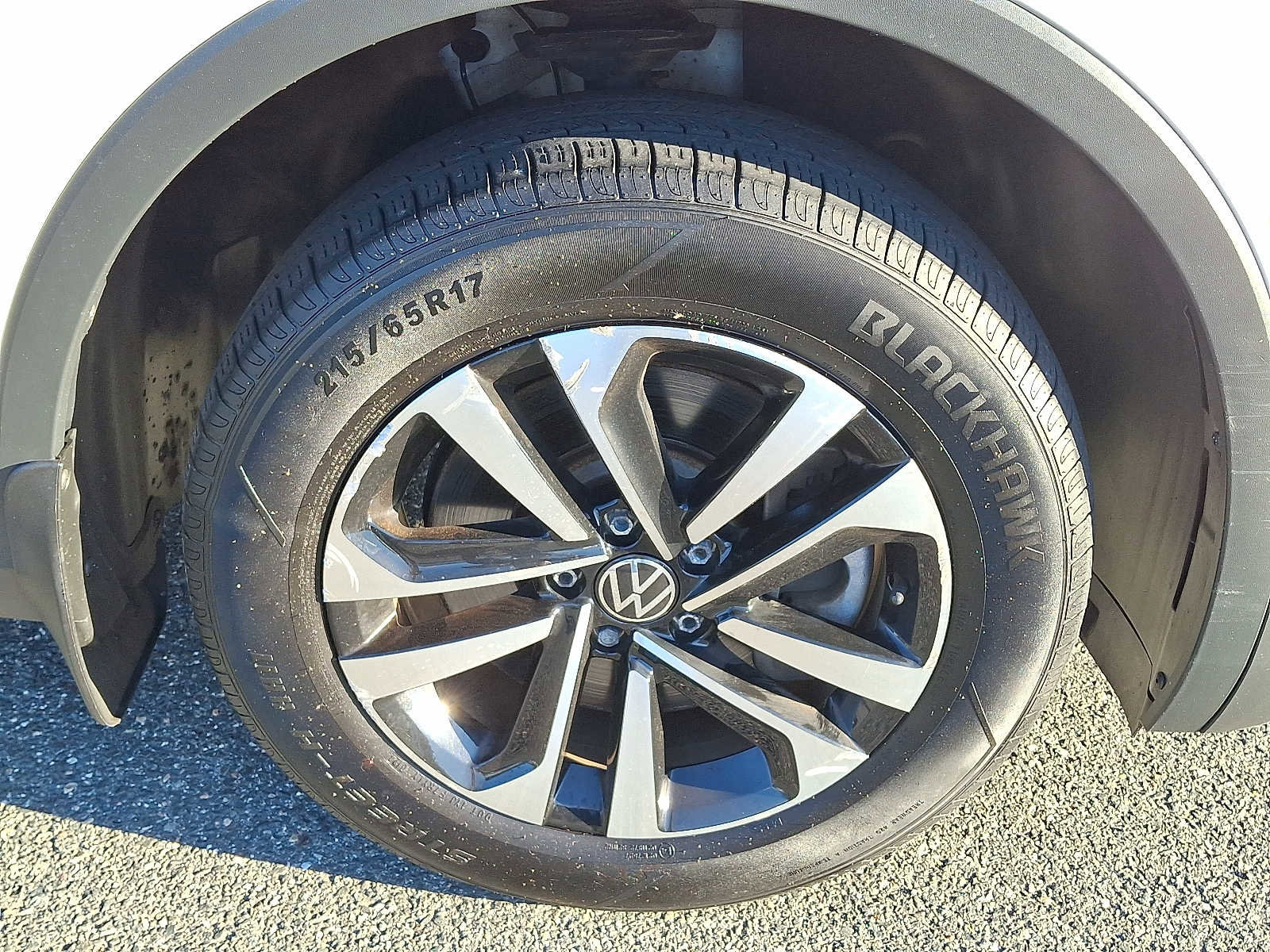 Used 2022 Volkswagen Tiguan S image 8