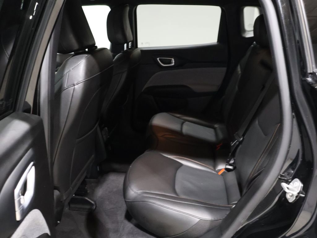 Certified 2023 Jeep Compass Latitude image 18