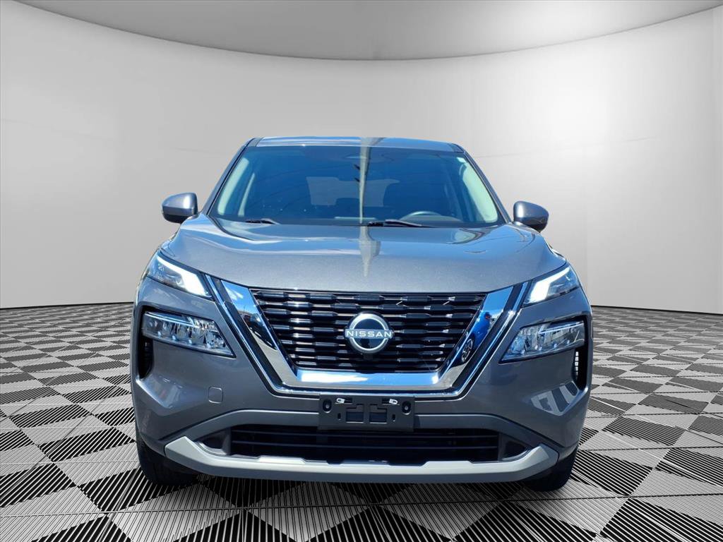 Used 2023 Nissan Rogue SV AWD/4WD image 3