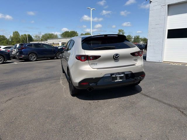 Used 2023 MAZDA MAZDA3 Hatchback w/Premium Plus Pkg AWD/4WD image 13